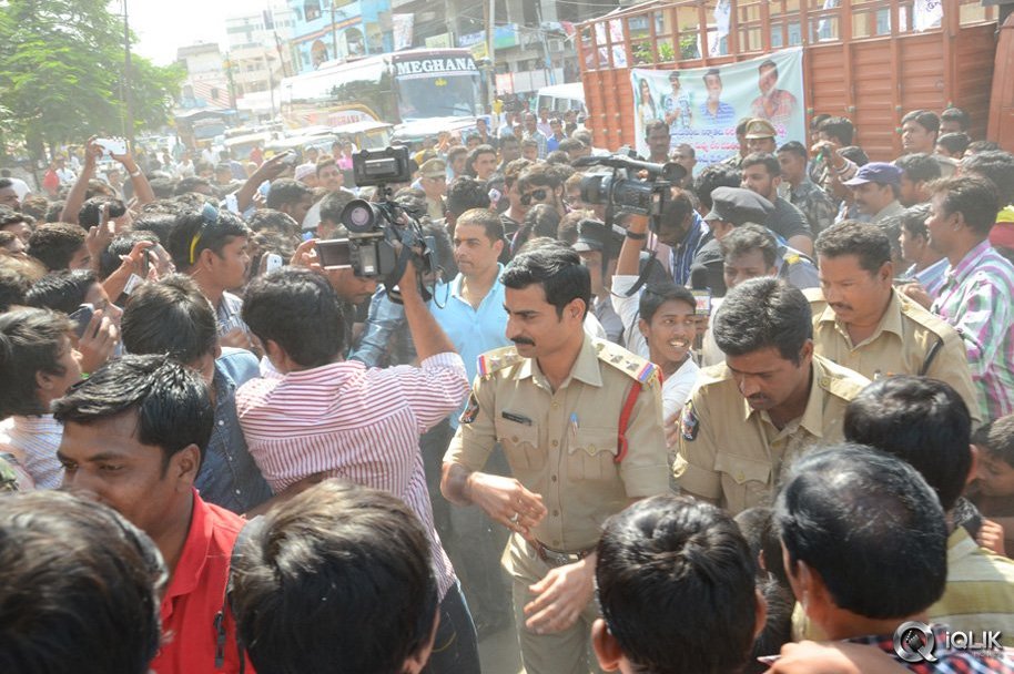 Pilla-Nuvvu-Leni-Jeevitham-Movie-Success-Tour